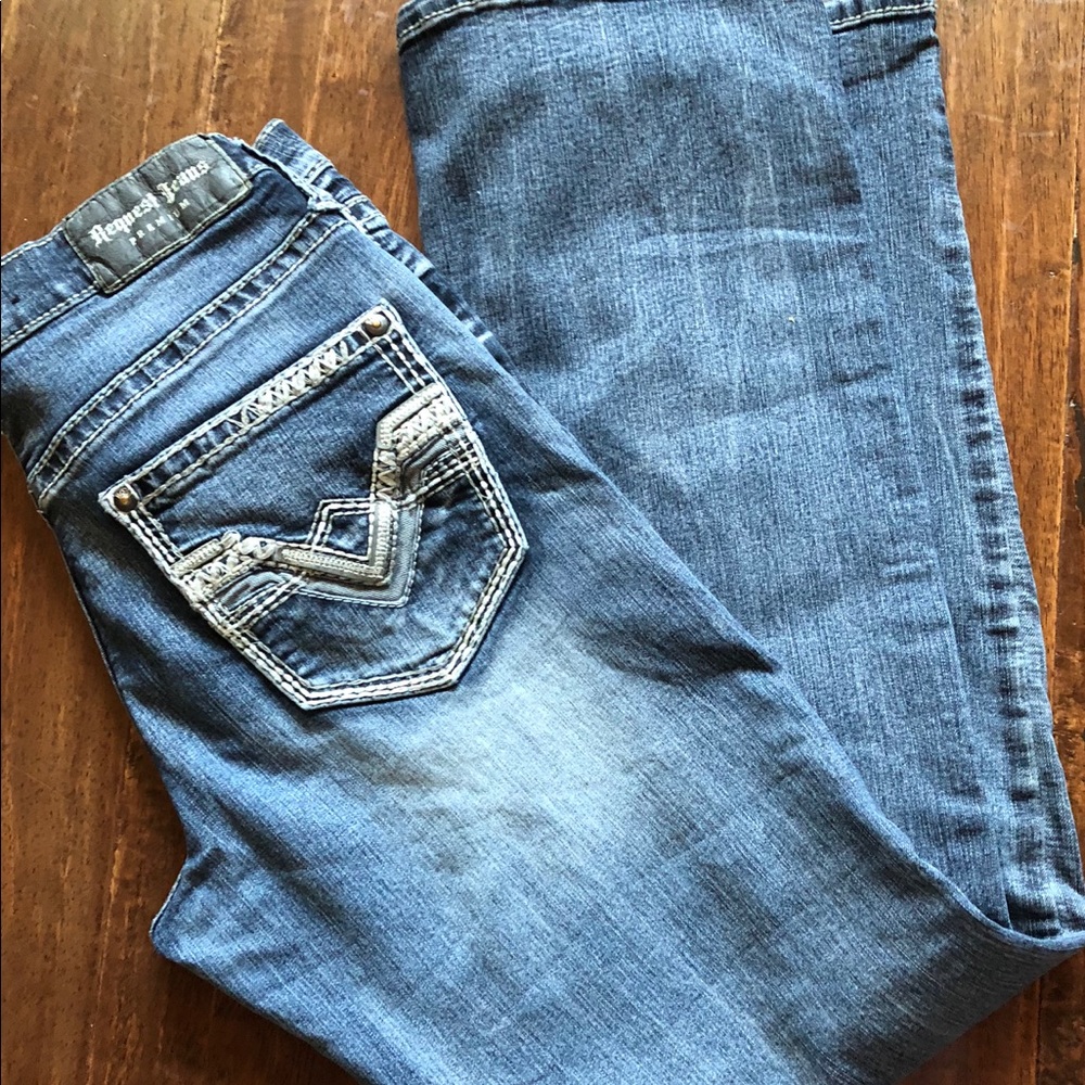 Request Jeans